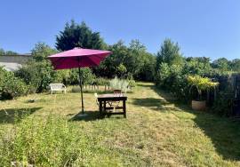 Charmante maison en pierres avec jardin entre Monpazier et Villereal
