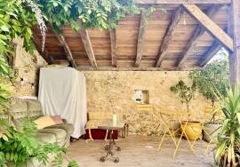 Charmante maison en pierres avec jardin entre Monpazier et Villereal