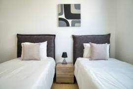 Modern 2 Bedroom Apartment - Universal, Paphos