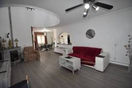 FABULOUS VILLA WITH 3 BEDROOMS, PRIVATE POOL AND GUEST ANNEX