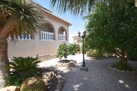FABULOUS VILLA WITH 3 BEDROOMS, PRIVATE POOL AND GUEST ANNEX