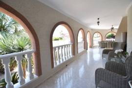 FABULOUS VILLA WITH 3 BEDROOMS, PRIVATE POOL AND GUEST ANNEX