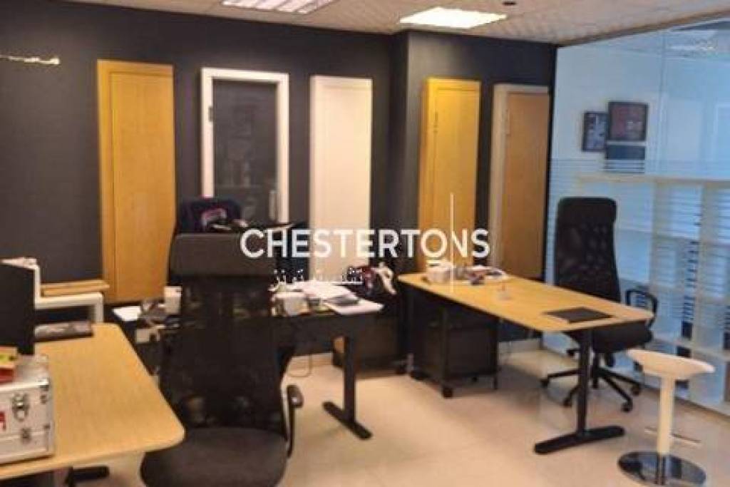 4 Cabins | Almas View | High Floor | Fitted