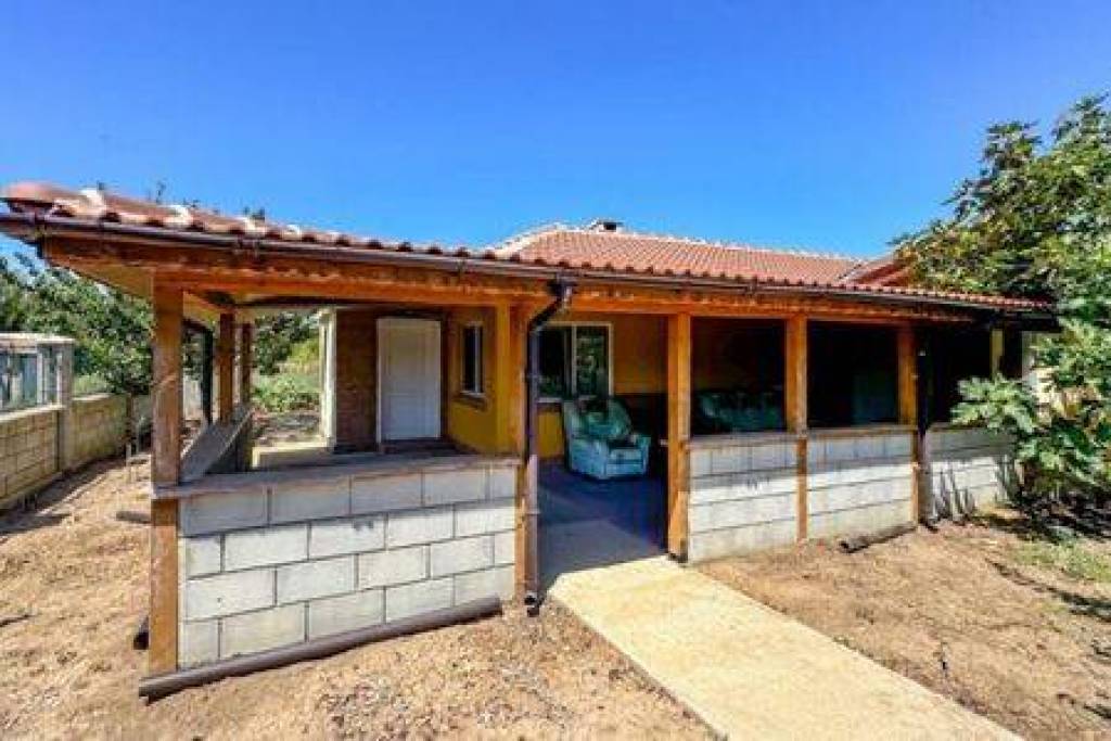 Comfortable house with 2 bedrooms, in Kavarna region, 14 km from Black Sea