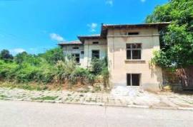 Property Near the Town of Popovo