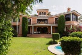 Elegante andalusische Villa in Sierra Blanca