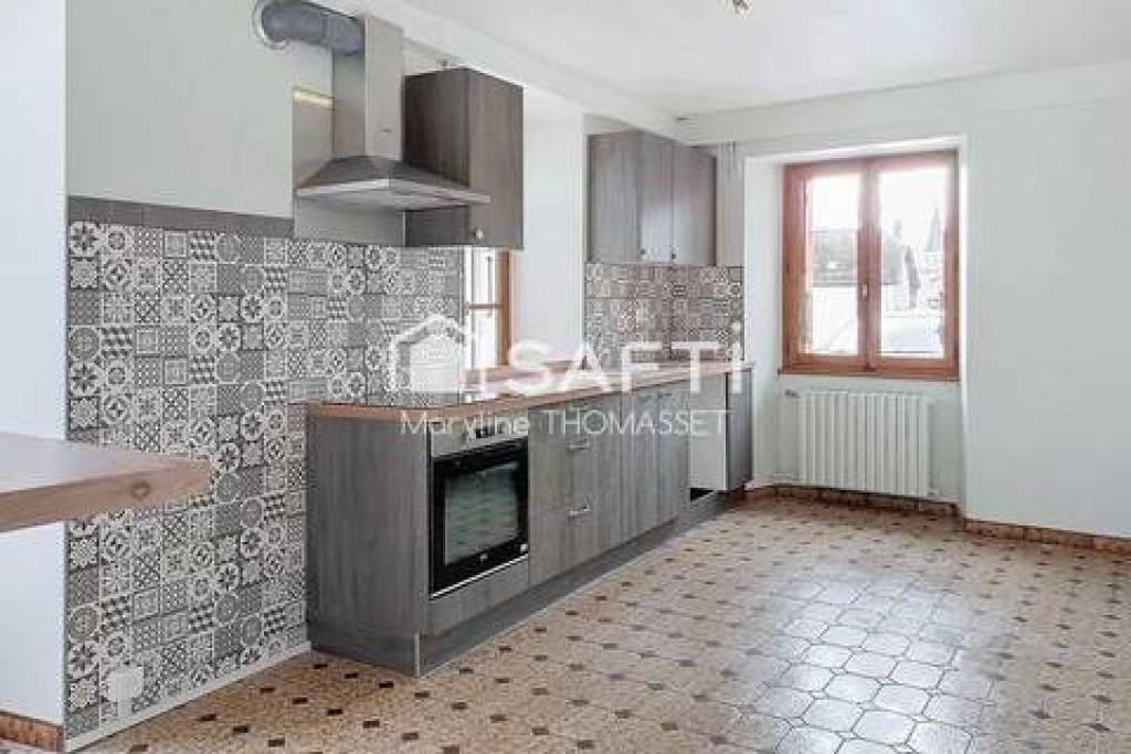maison 5 chambres sur 2 niveaux