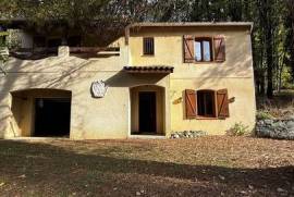 1990s build close to Agen