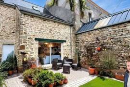 Dpt Finistère (29), à vendre Maison type 5 de 130 m² habitable - Terrains de 319 m²