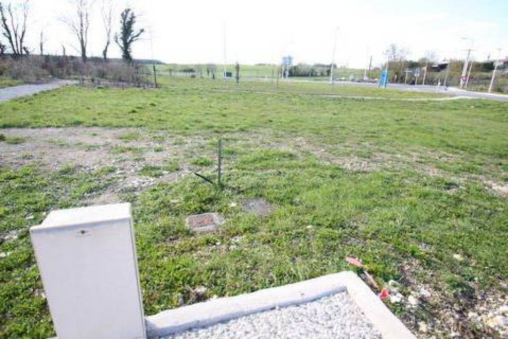Parcelle de 466 m2 sur la commune de Loulay