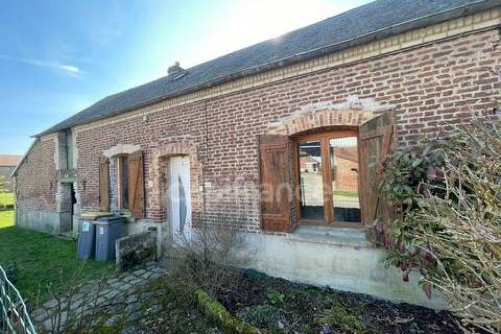Maison à vendre PLAIN PIED 4 pièces proche de CHAUNY (02)