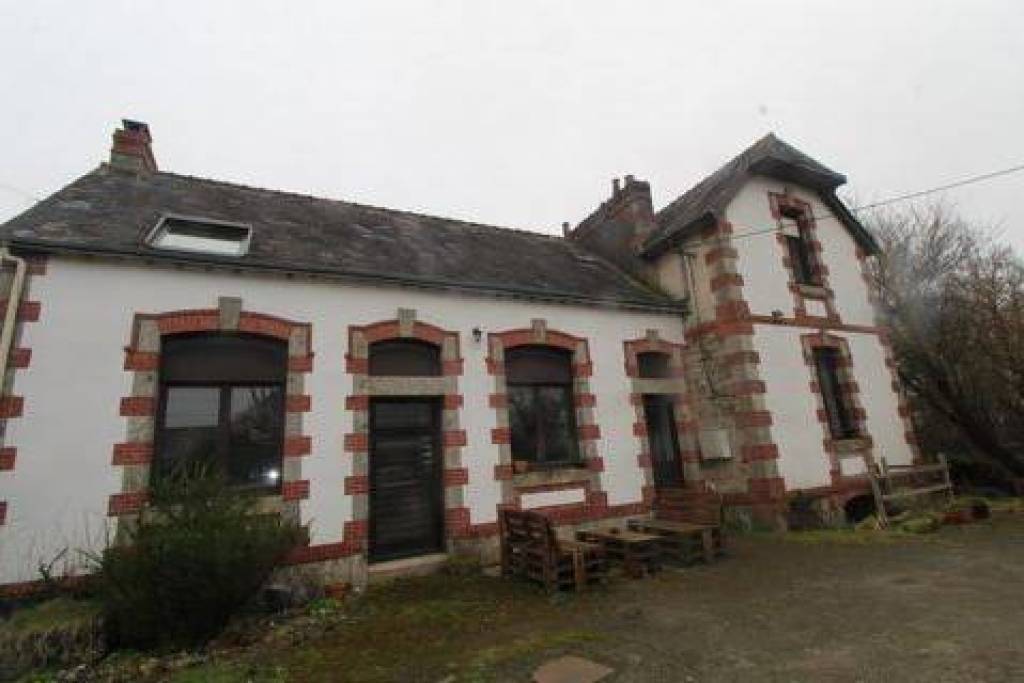 Ecole de campagne rénové en habitation