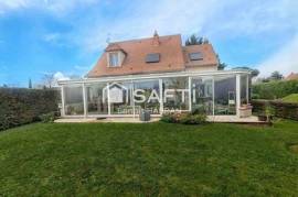 MAISON DE 190M2, 6pieces, 4 chambres,3860M2terrain