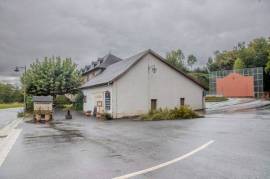 L'HOPITAL SAINT BLAISE (64) - Ensemble immobilier habitation et commerce