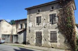 Ancienne maison de village à rénover