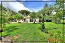 Belle maison au calme avec garage indépendant