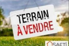 Terrain constructible de 963 m² à Navarrenx