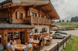 À VENDRE HÔTEL RESTAURANT BAR LE SEMNOZ, SITE DEXCEPTION A 30 MN D'ANNECY