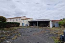 Maison à vendre 8 pièces proche de SURGERES (17)