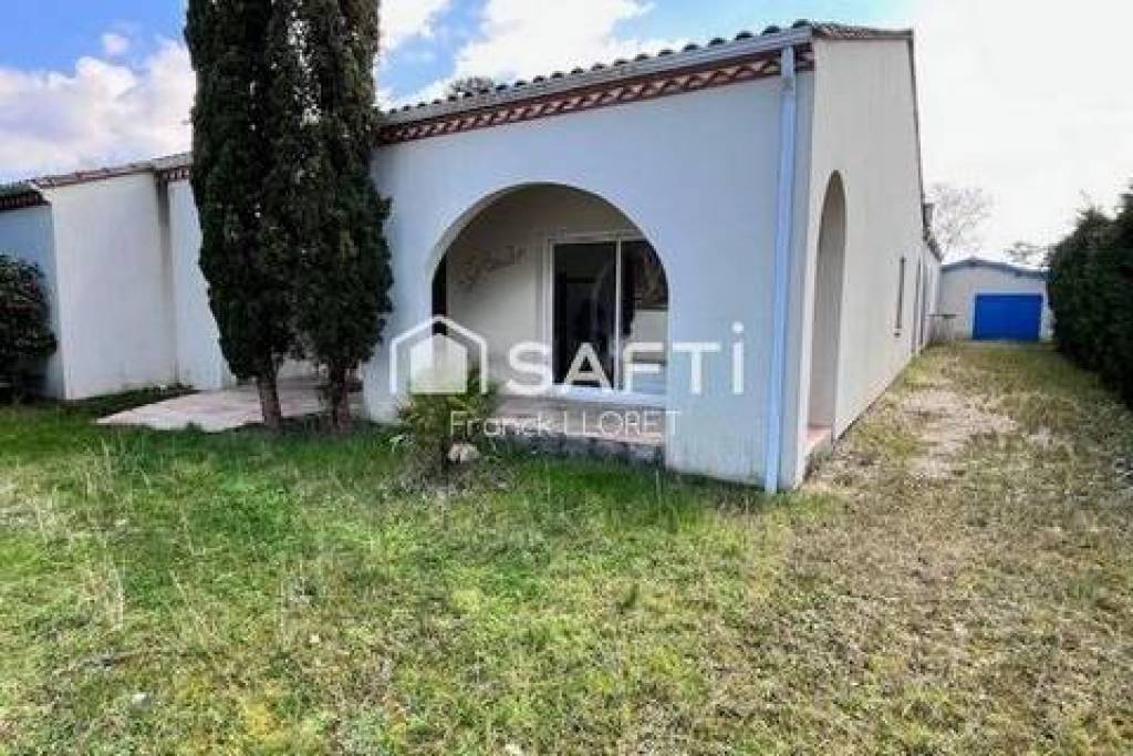 Maison 220m² 7 Pcs, 4 chs plus studio 30m², ter 1000m²