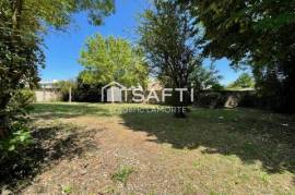 Près de 500m2 en plein centre-bourg de Sainte-Soulle