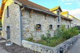 Charmante maison en pierre entièrement rénovée
