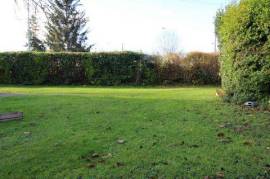 Terrain plat proche GARE, COMMERCES et ECOLES