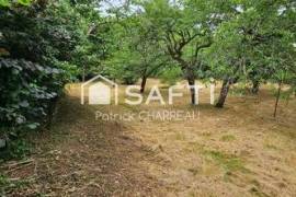 Proche Centre Brive - Terrain constructible 1231m²