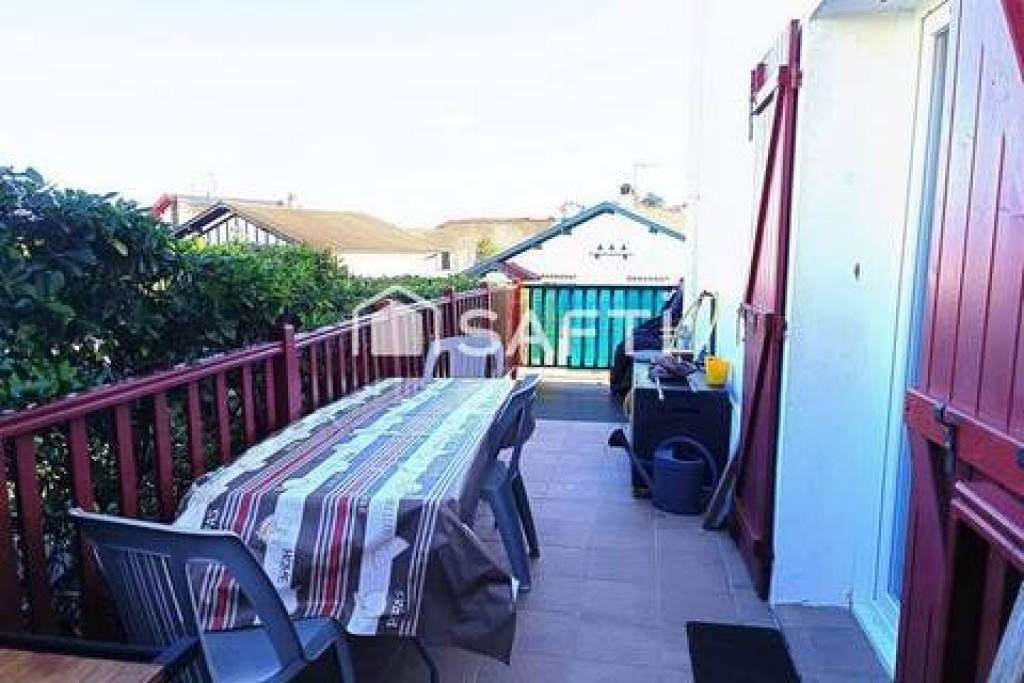 T3 Urrugne SOCOA/CIBOURE avec Terrasse, place de parking et cave