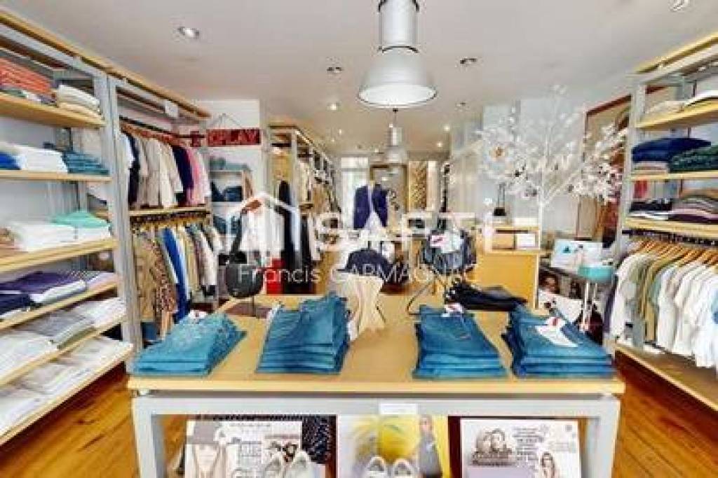 Fonds de commerce prêt-à-porter Emplacement idéal à Libourne