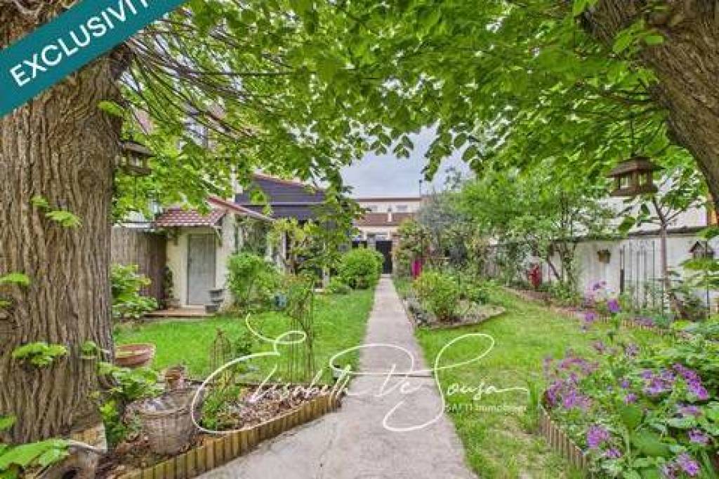 Charmante maison rénovée dans une rue recherchée