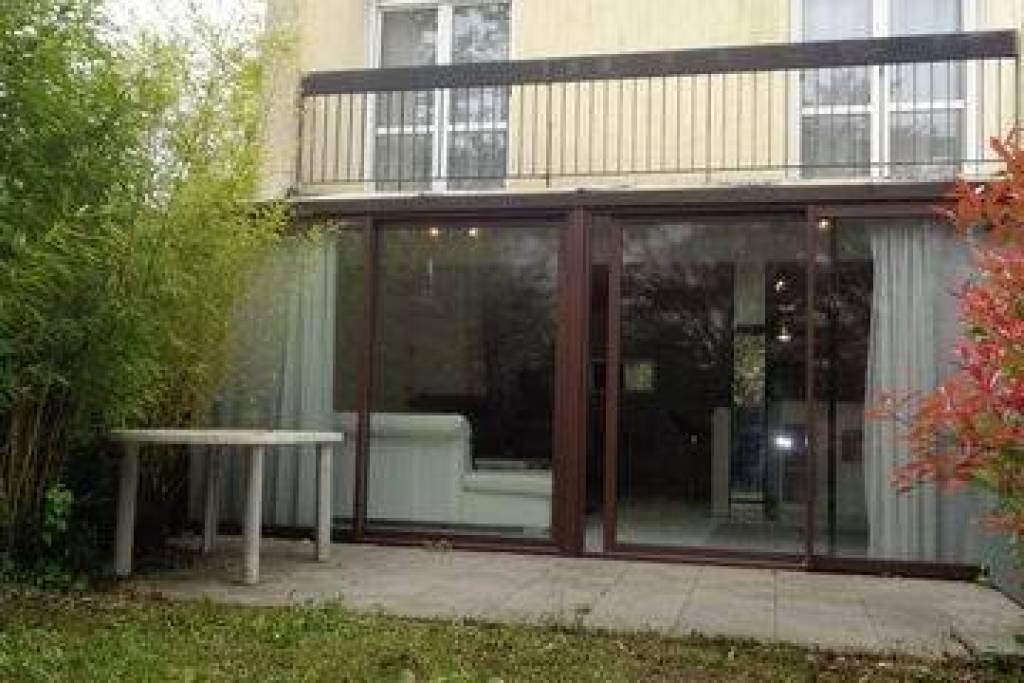 Très belle Maison située aux Maradas Brun 4ch 3sde et 3WC