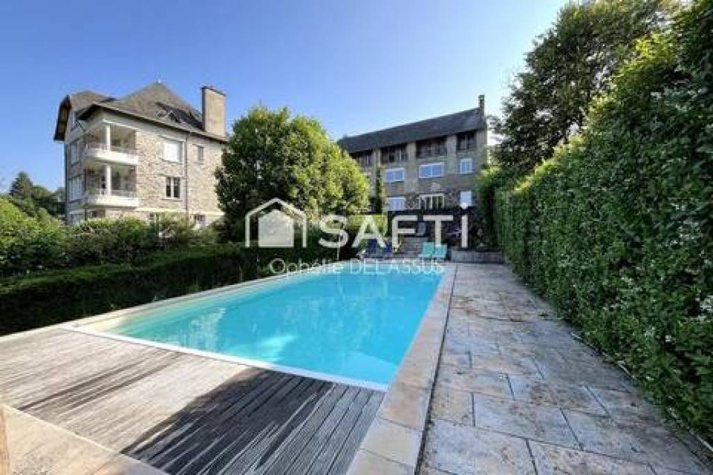 PANORAMA D'EXCEPTION ET CHARME AUTHENTIQUE-GÎTE PRÊT À EXPLOITER !