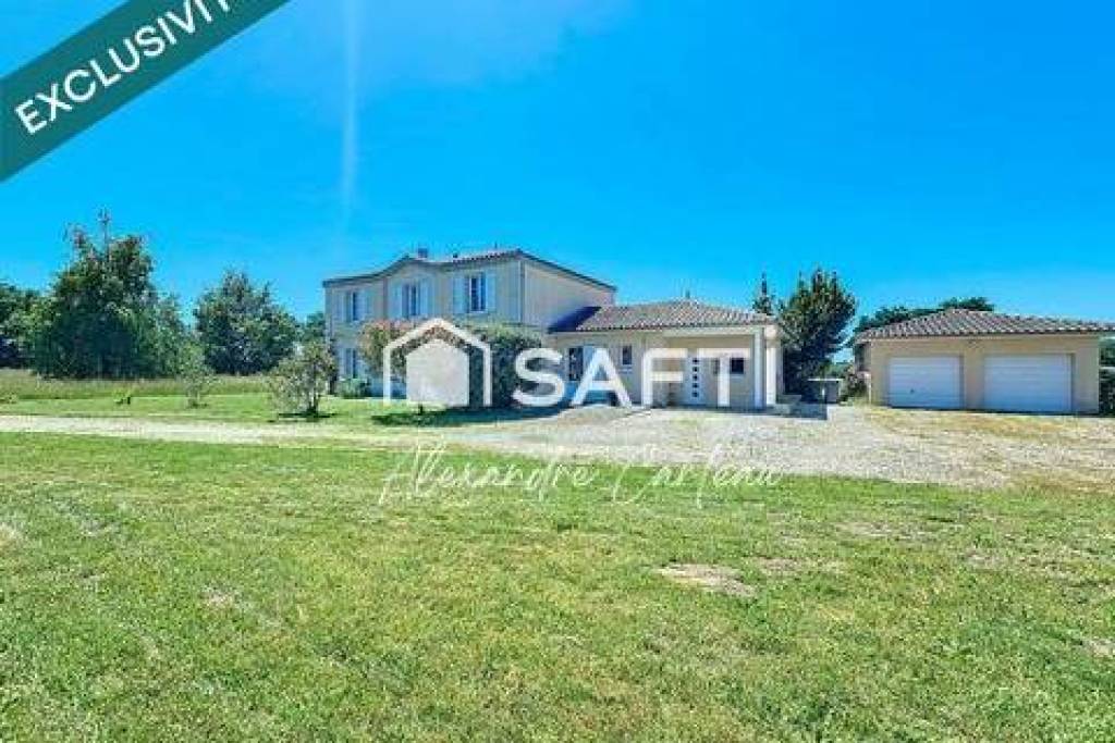 Maison au calme, 5 chambres, bureau, salle cinéma et double garage