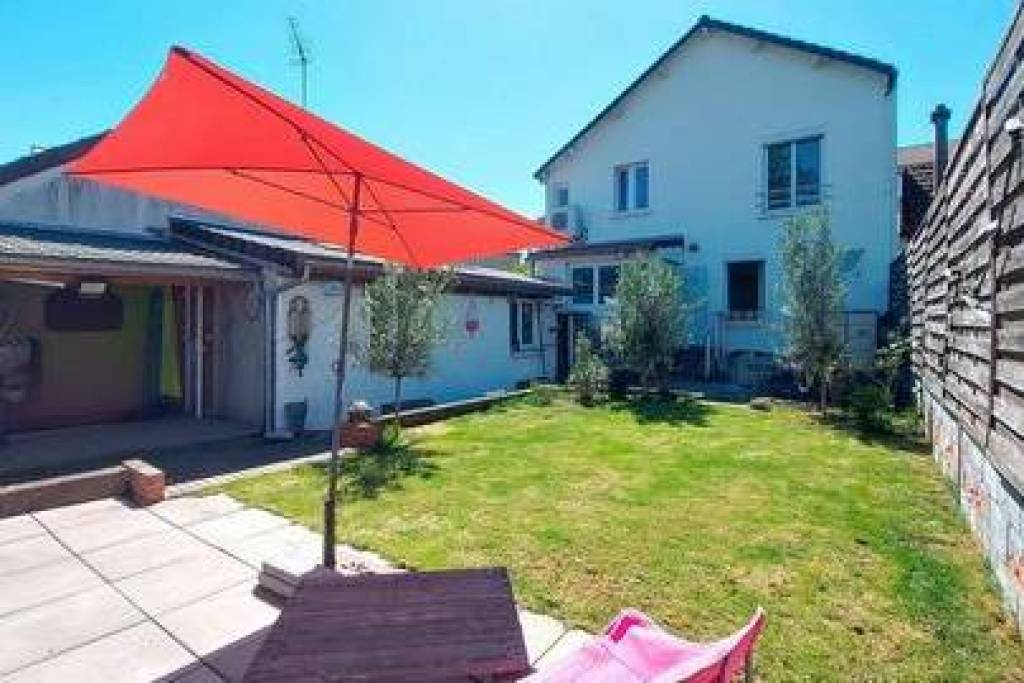 Maison familiale à la limite d'Antony