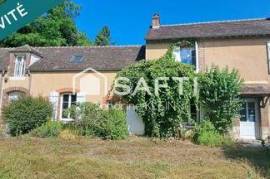 Maison en pierre rénovée, 135 m², 6 pièces avec jardin et grange