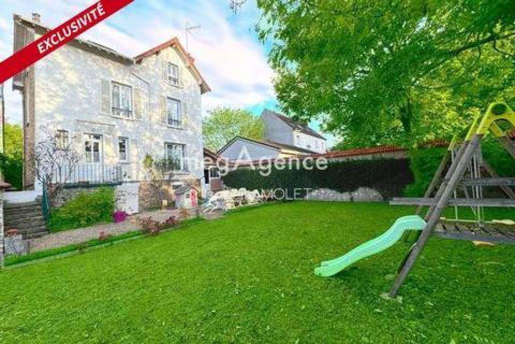 Maison Bourgeoise bien entretenue