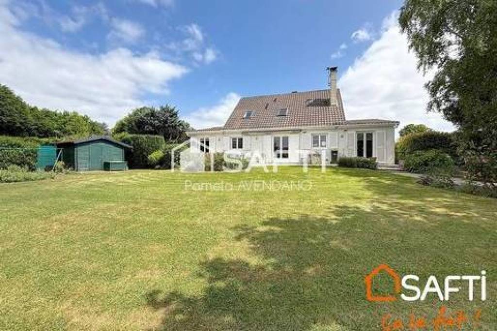 Pavillon familial de 7 pièces avec un magnifique terrain !!