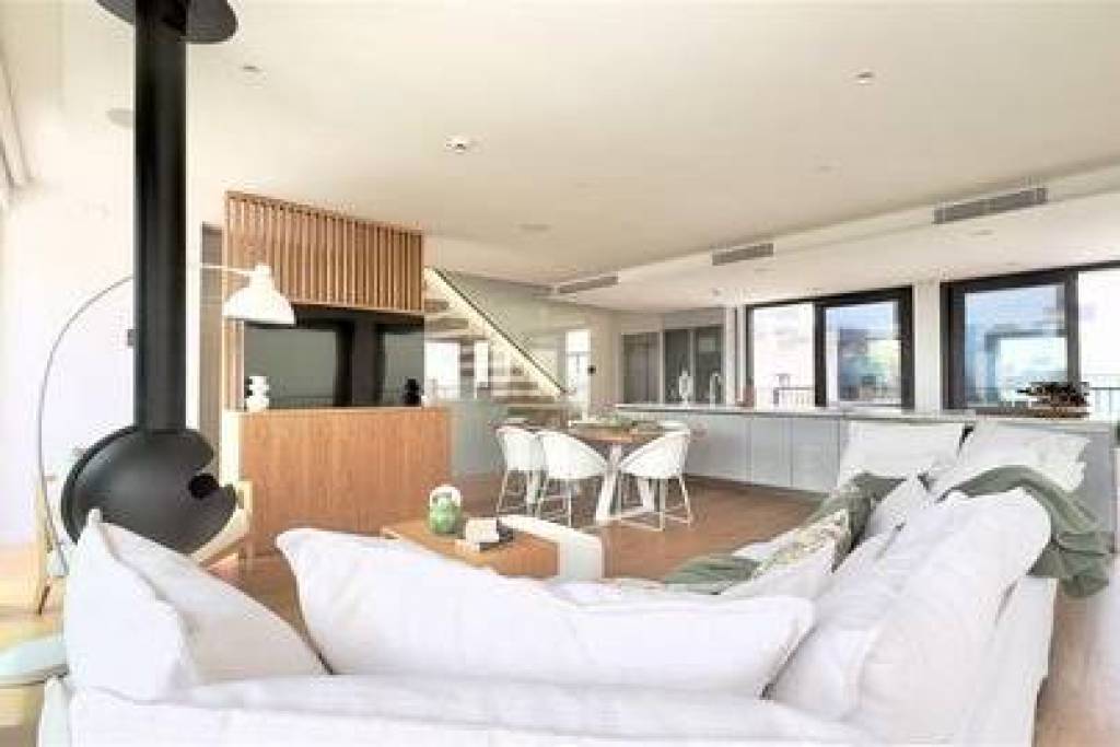 Beautiful 3 bedroom house in North Gorge, Gibraltar