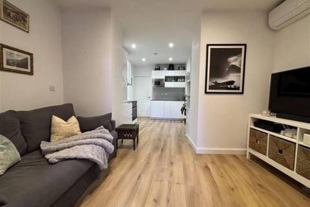 Lovely 1 bedroom apartment in Upper Town, Gibraltar