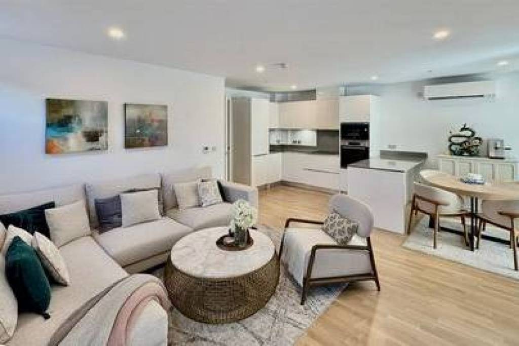 Beautiful 2 bedroom apartment in Forbes, Gibraltar