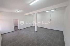 Ljubešćica, Commercial Space 55m2 in Center