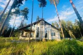 Продажа дома на учаостке10 соток