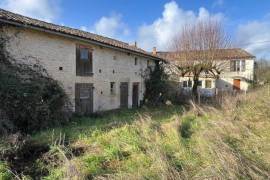 3 Bedroom Old House with Outbuilding (Gite Potential) and Fenced Garden - €70,000