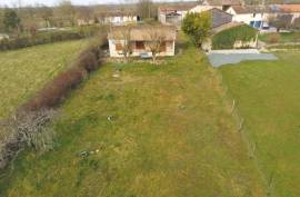 Detached Bungalow With A Pleasant Outlook - €107,500