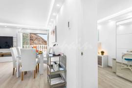 3 Bedroom Penthouse In Vistahermosa Complex For Sale In Los Cristianos LP33630