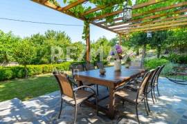 Apartment Complex 297 sq.m for sale