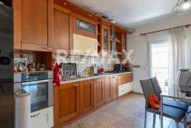 Building 235.72 sq.m for sale