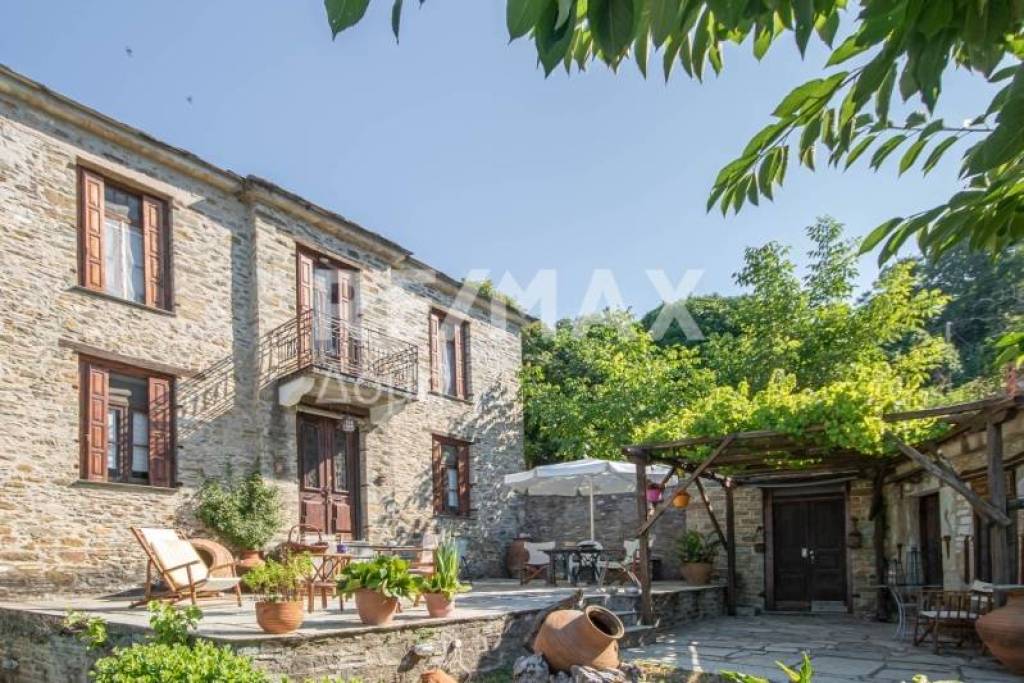 Maisonette 255 sq.m for sale