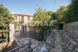 Maisonette 255 sq.m for sale